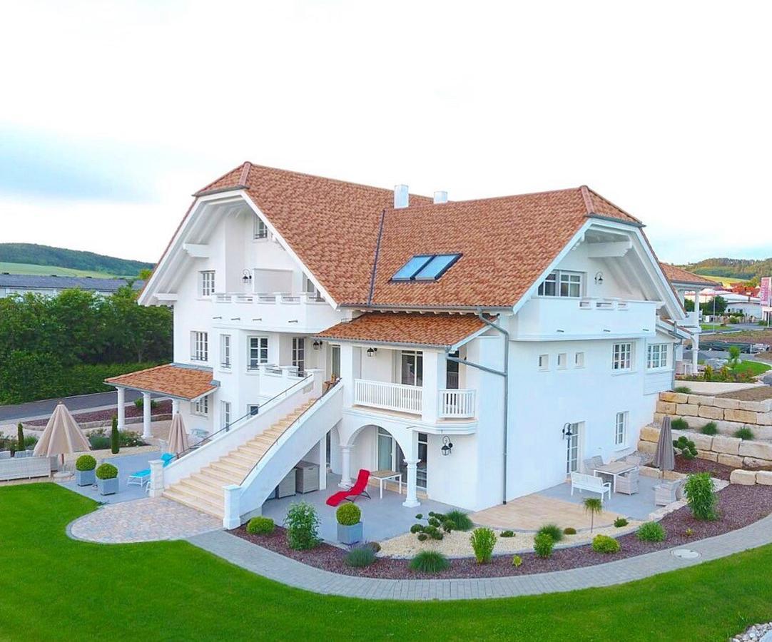 Belle Maison - Das Kleine Hotel Werbach ภายนอก รูปภาพ